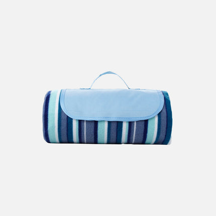 Water-resistant picnic blanket